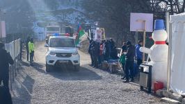 Sülhməramlılara aid 11 avtomobil Laçın yolundan keçib (FOTO)