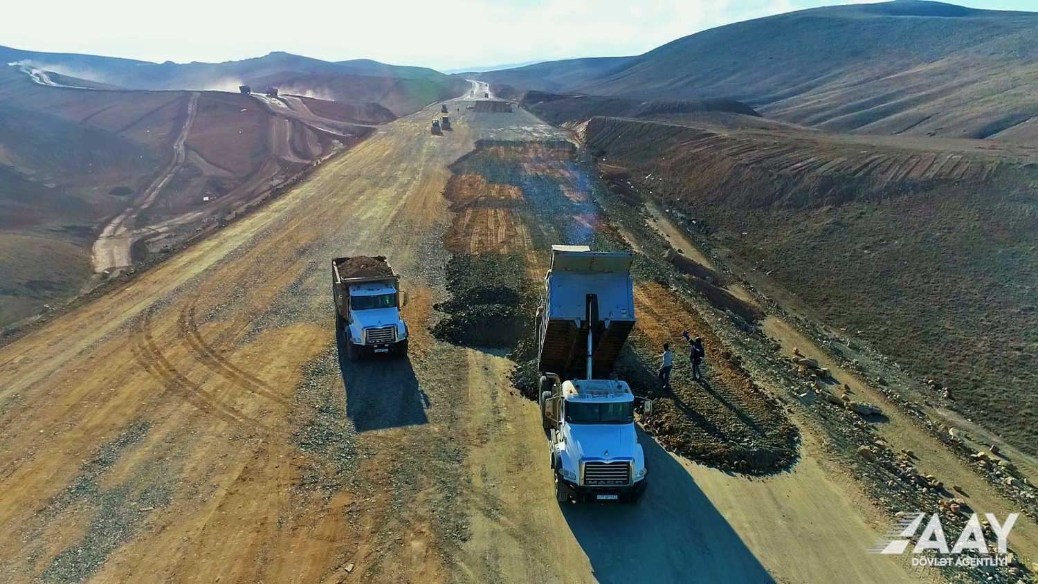 Ağdam-Füzuli avtomobil yolunun inşası sürətlə davam edir (FOTO/VİDEO)