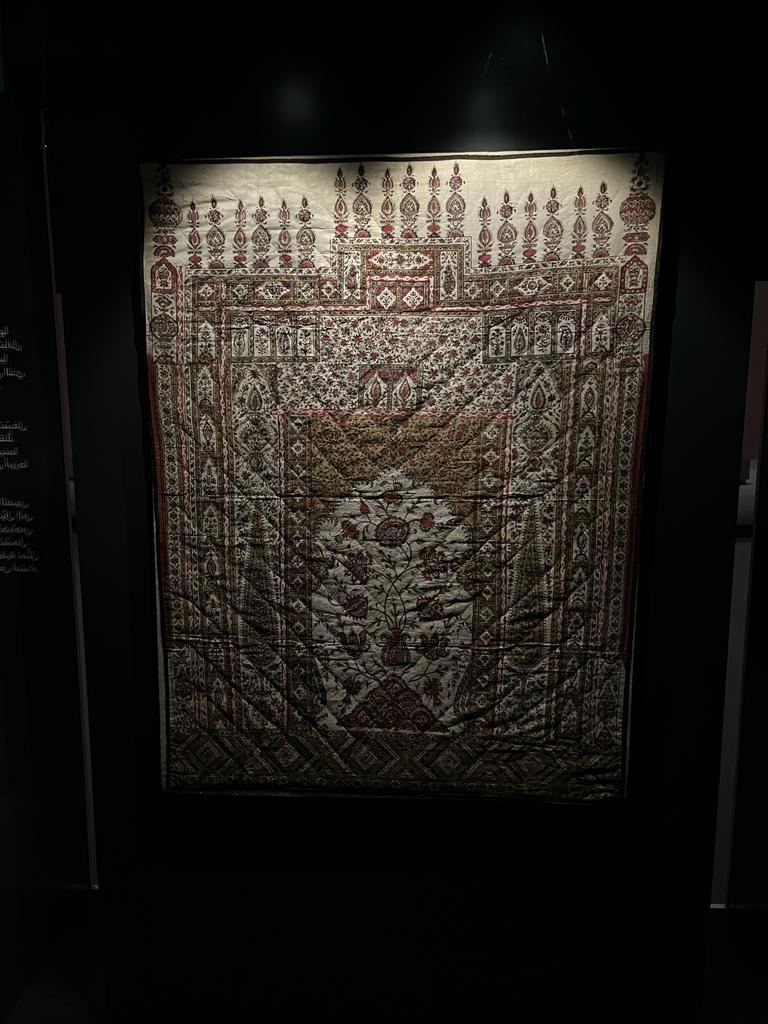 Исламское искусство Азербайджана вызвало большой интерес на биеннале в Саудовской Аравии (ФОТО)