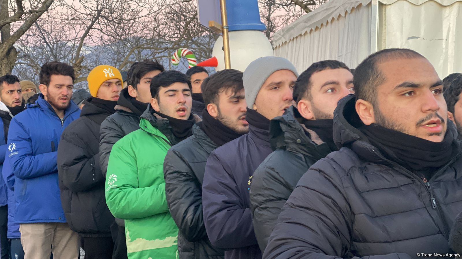 Peaceful protest of Azerbaijani eco-activists continues on Lachin-Khankendi road (PHOTO)