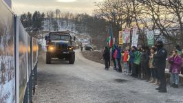 Rusiya sülhməramlılarına aid daha 8 avtomobil Laçın yolundan keçib (FOTO)