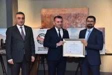 Членам Коллегии адвокатов, сделавшим пожертвования в Фонд Возрождения Карабаха, вручены «Сертификаты о пожертвовании»