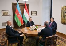 President Ilham Aliyev meets Hungarian PM in limited format (PHOTO/VIDEO)