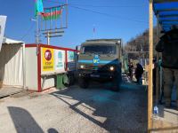 Rusiya sülhməramlılarına aid daha 4 avtomobil Laçın yolundan keçib (FOTO)