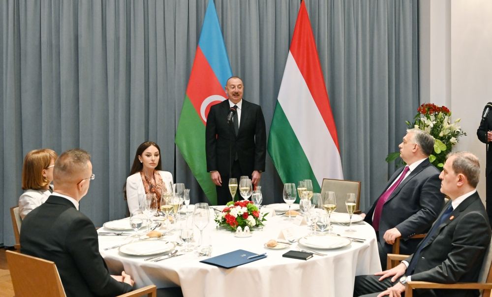 Президент Ильхам Алиев: Самая большая ценность наших отношений с Венгрией заключается во взаимном доверии и в совместной деятельности