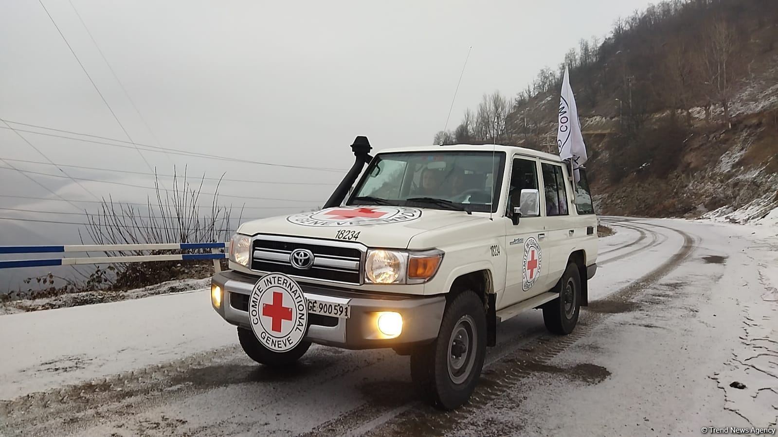 ICRC convoy passes freely along Azerbaijan's Lachin-Khankendi road (PHOTO)