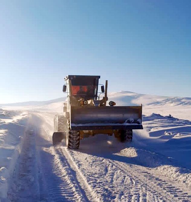 В Кяльбаджарском, Лачинском и Дашкесанском районах от снега очищено до 3600 км дорог - Минобороны (ФОТО/ВИДЕО)