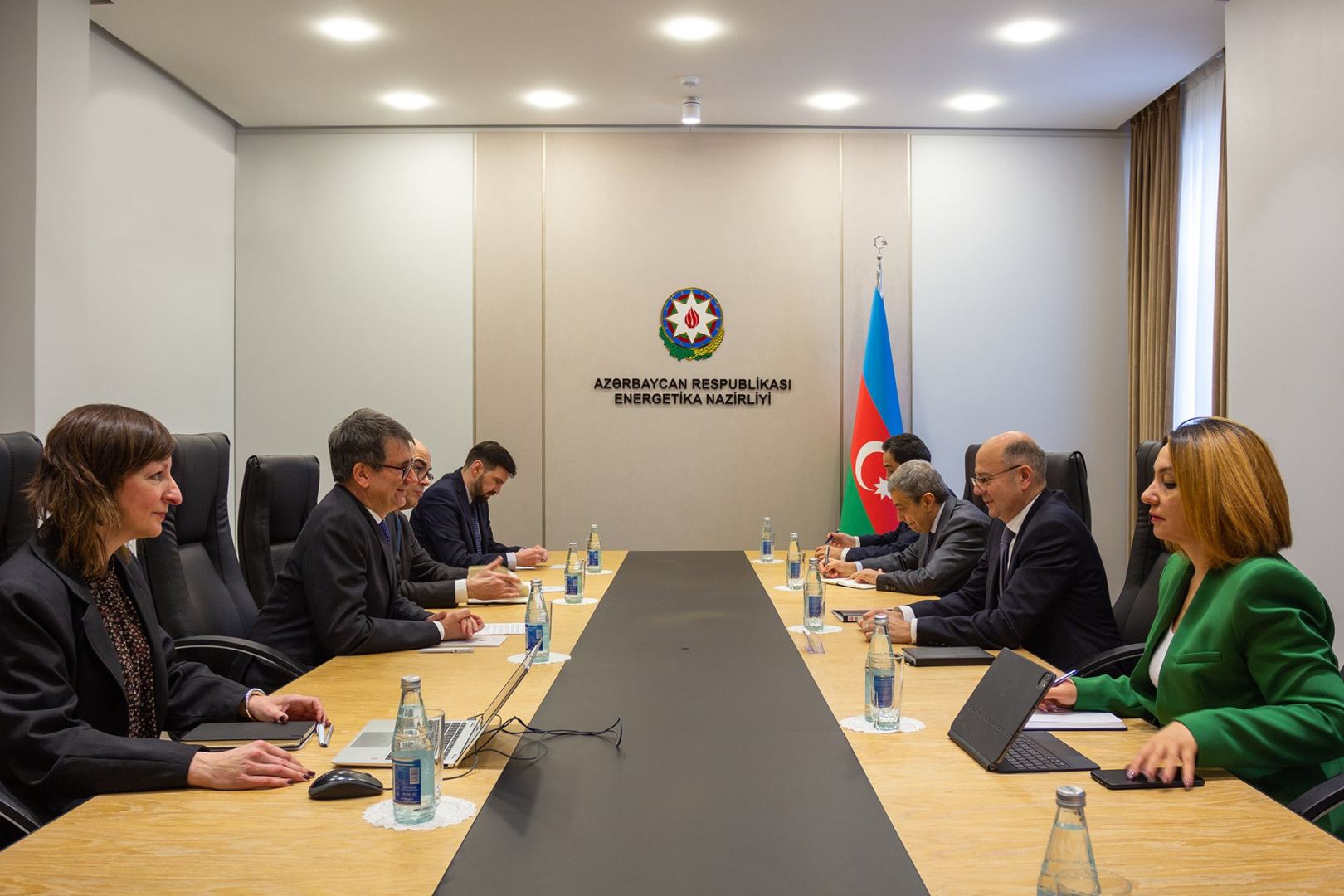 Azerbaijani energy minister, TAP executive director discuss prospects for hydrogen transporting
