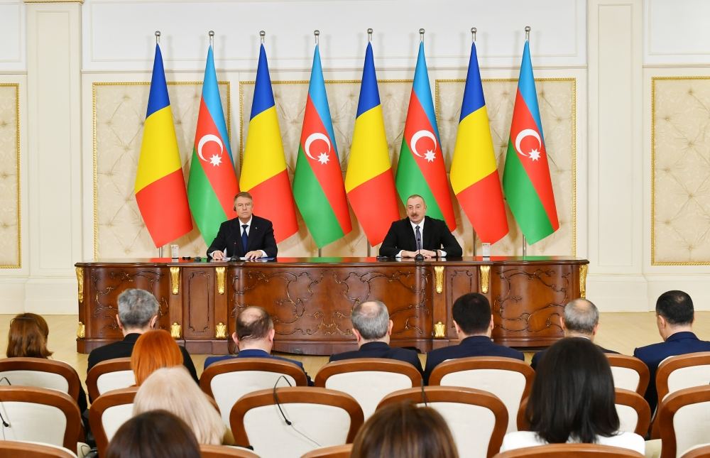 President Ilham Aliyev, President Klaus Iohannis make press statements (PHOTO/VIDEO)