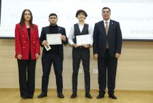В Бакинской высшей школе нефти SOCAR отметили День молодежи (ФОТО)