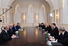 Президент Ильхам Алиев принял министра окружающей среды и энергетической безопасности Италии (ФОТО/ВИДЕО)