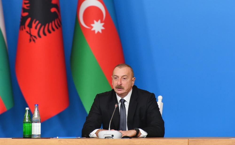 Президент Ильхам Алиев: Азербайджан работает над энергоэффективностью внутри страны