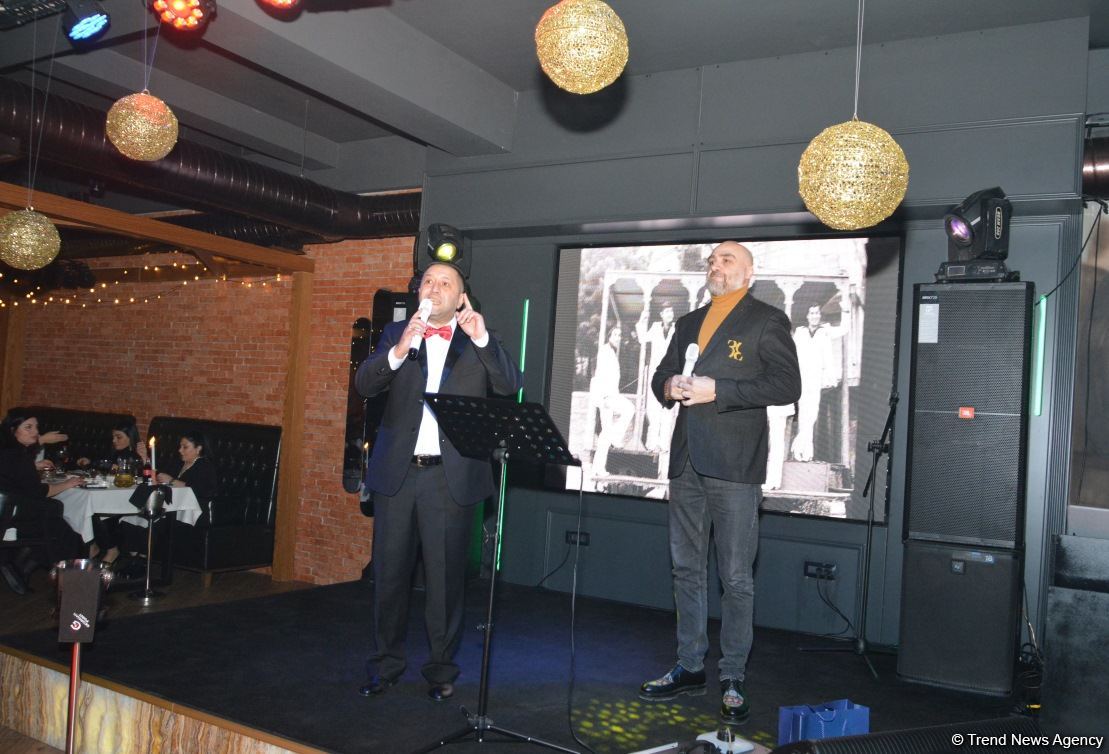 В Баку прошел вечер памяти Вахтанга Кикабидзе с участием популярных исполнителей (ВИДЕО, ФОТО)