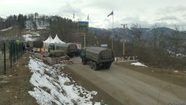 15 more vehicles of Russian peacekeepers pass freely along Azerbaijan's Lachin-Khankendi road (PHOTO)