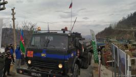 По Лачинской дороге беспрепятственно проехали 11 транспортных средств миротворцев (ФОТО)
