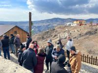World-famous travelers get acquainted with layouts of new residential buildings in Azerbaijan's Lachin (PHOTO)