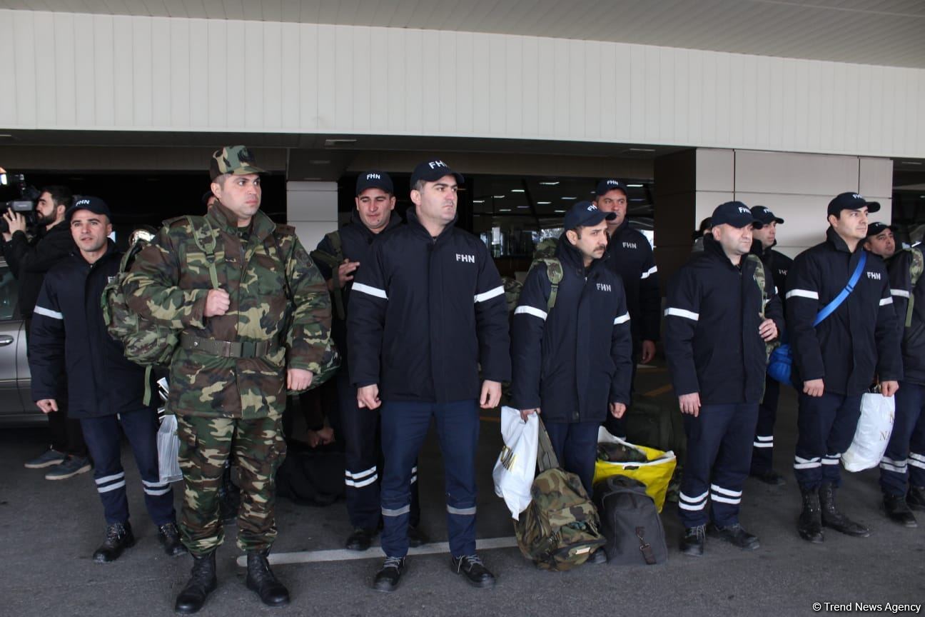 Azerbaijanis doing search & rescue operations in quake-hit Türkiye (PHOTO)