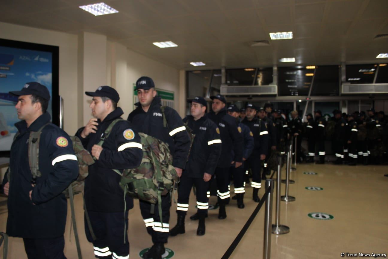 Azerbaijani emergency rescue forces heading to Türkiye (PHOTO)