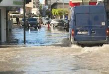 После землетрясения в Хатае море вышло из берегов и затопило улицы (ФОТО)