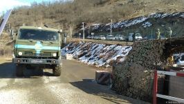 Trucks of Russian peacekeepers move along Azerbaijan's Lachin-Khankendi road (PHOTO)