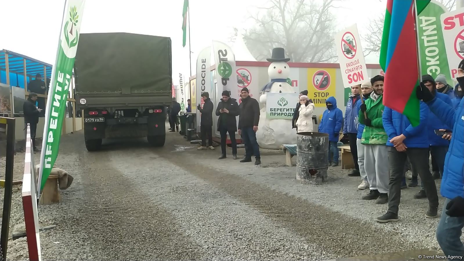 По Лачинской дороге беспрепятственно проехали 14 транспортных средств РМК (ФОТО)