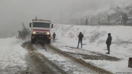 По Лачинской дороге беспрепятственно проехали еще 28 автомобилей миротворцев (ФОТО)