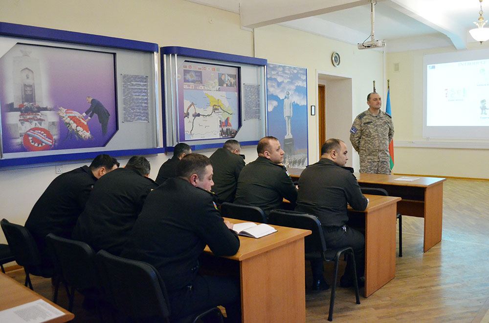 В Баку проходит учебный курс НАТО (ФОТО)