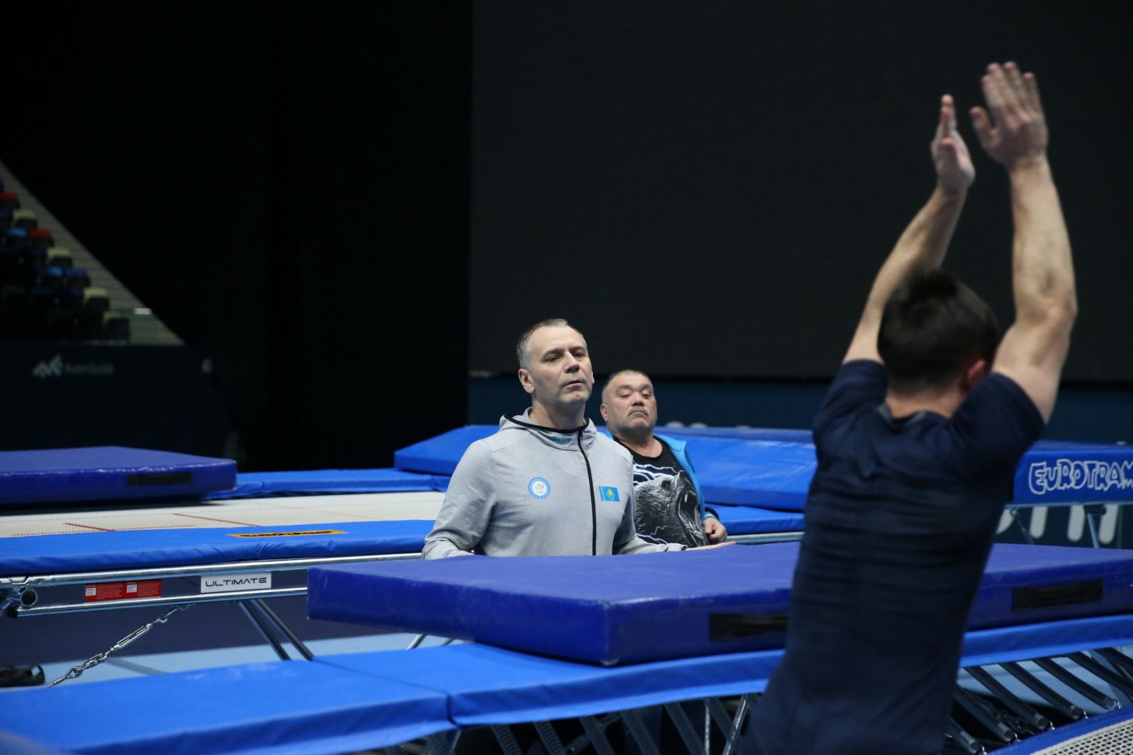 Гимнасты из Казахстана принимают участие в учебно-тренировочных сборах в Баку (ФОТО)