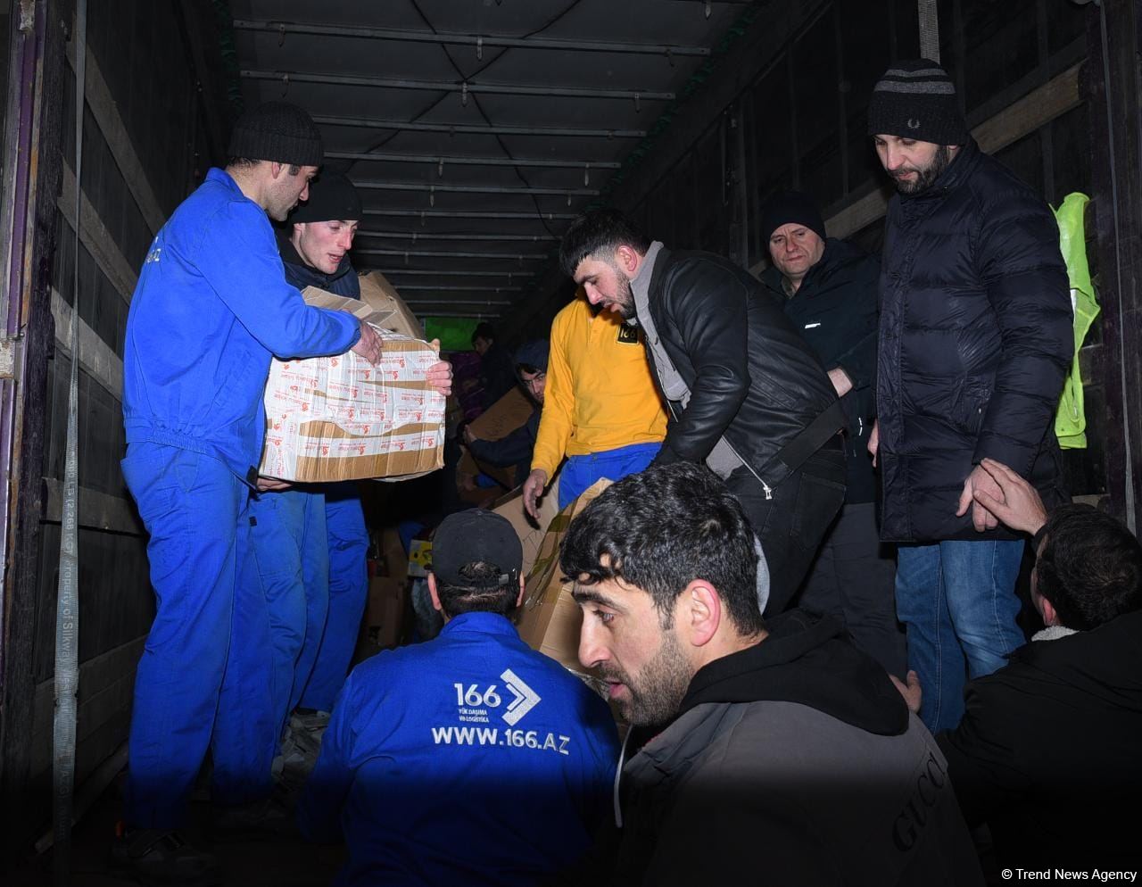 Türkiyə üçün yardım toplanması davam edir - Ünvan dəyişib (FOTO/VİDEO)