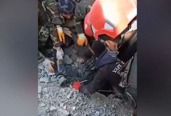 Azerbaijan's Emergency Situations Ministry shares footage of children's rescue from rubble in quake-hit Türkiye (VIDEO)