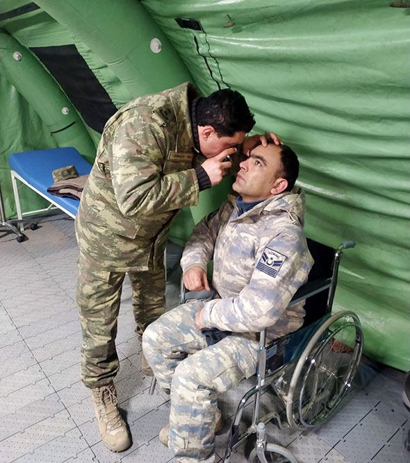 Azerbaijani military doctors carry out surgical procedures in Turkish quake-hit Kahramanmaras province (PHOTO)
