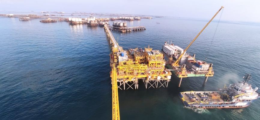 TotalEnergies, SOCAR sell part of their interest in Azerbaijan's Absheron gas field