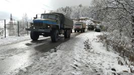 Rusiya sülhməramlılarına aid daha 15 avtomobil Laçın yolundan keçib (FOTO)