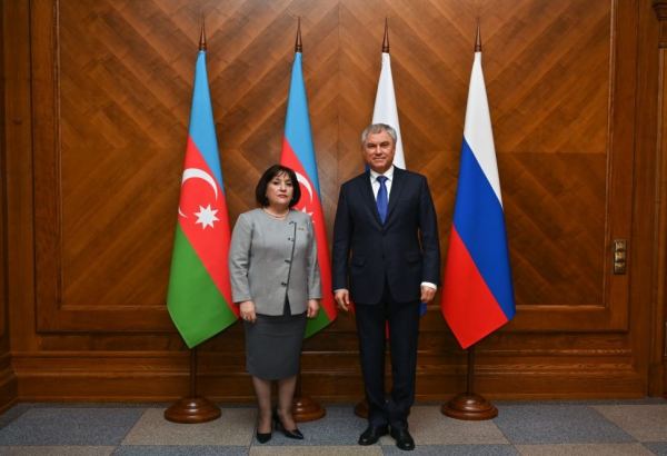 Azərbaycan parlamenti ilə Rusiya Dövlət Duması arasında Anlaşma Memorandumu imzalanıb (FOTO)