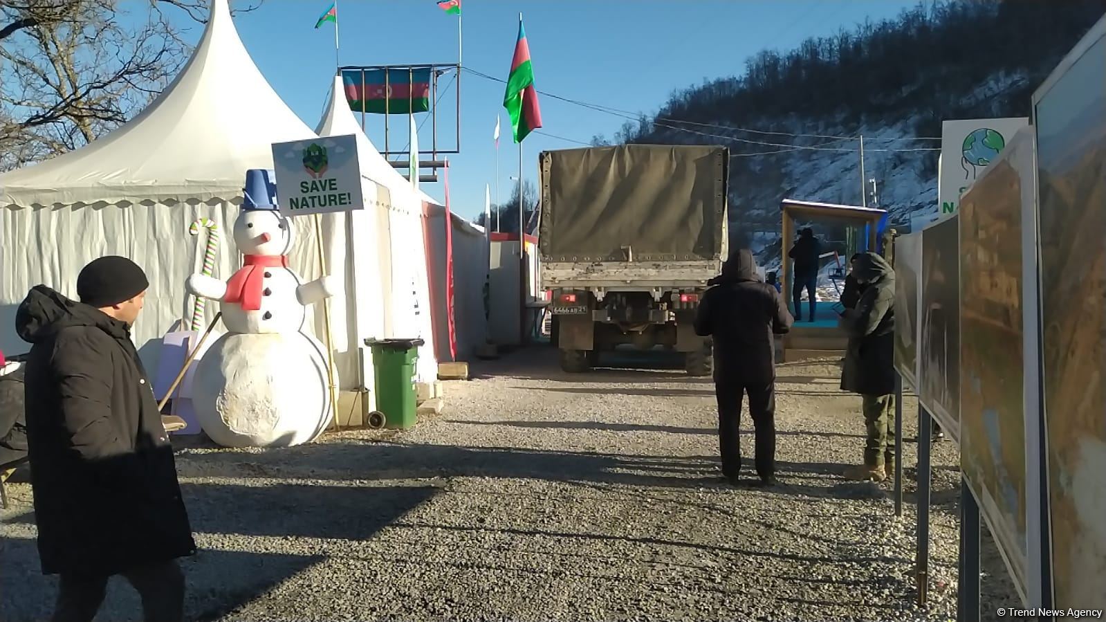 Truck of Russian peacekeepers moves freely along Azerbaijani Lachin-Khankendi road (PHOTO)