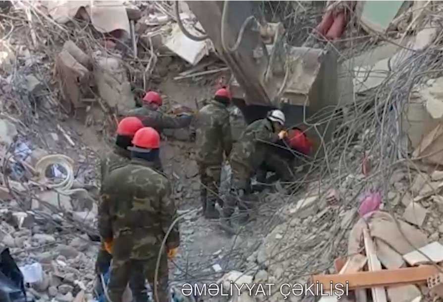 Azerbaijani Ministry of Emergency Situations shares updates on search operation in quake-hit Türkiye (VIDEO)