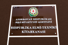 Respublika Elmi-Texniki Kitabxanasının Qızıl fondunda 4 minə yaxın ədəbiyyat saxlanılır (FOTO)