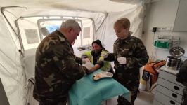 Azerbaijani ministry reveals number of quake-injured Turkish citizens provided with aid at its field hospitals (PHOTO)
