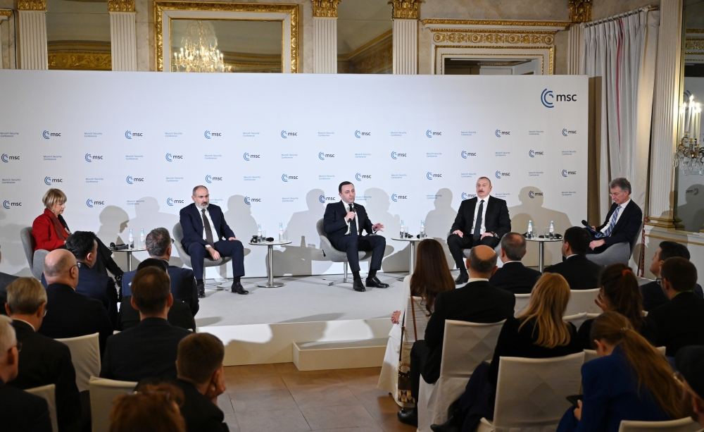 Мюнхенская конференция: лаконизм Президента Ильхама Алиева и приступ безнадежности Пашиняна