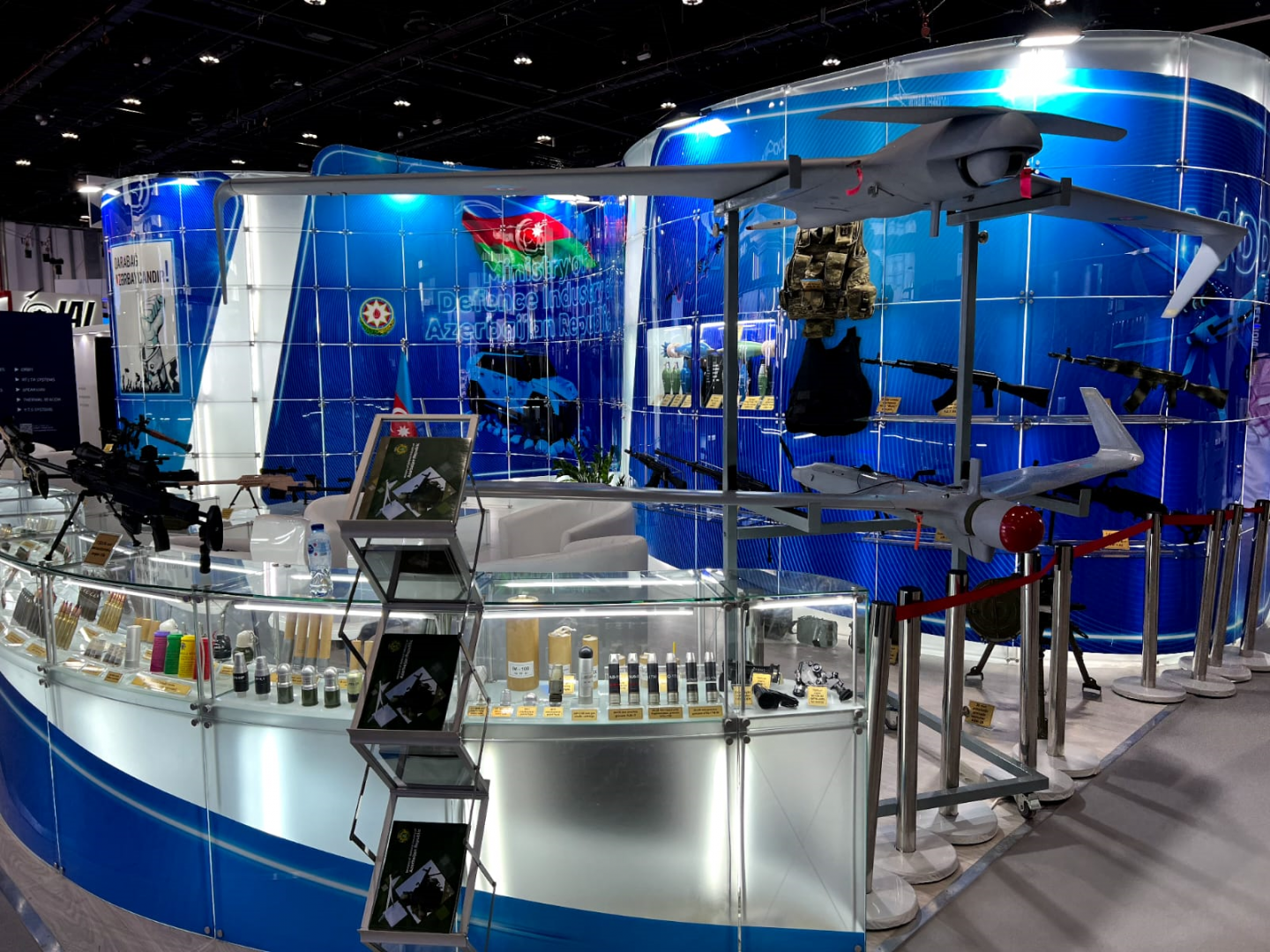 Азербайджан принимает участие в Международной оборонной выставке IDEX-2023 (ФОТО)