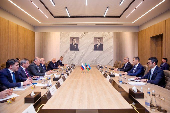 Азербайджан и Дагестан обсудили очереди, возникающие в погранично-пропускных пунктах
