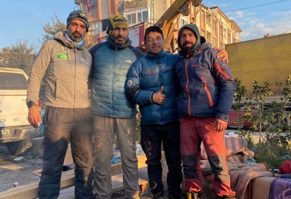 Мы будто  попали в город, подвергшийся бомбардировкам – азербайджанский альпинист Исрафил Ашурлы о спасательной операции в Турции (ФОТО)