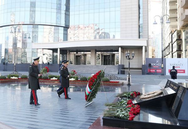 Leadership of Azerbaijan's Defense Ministry visits Khojaly Genocide memorial (PHOTO)