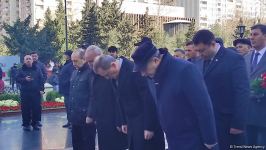 Глава МИД Азербайджана посетил памятник Ходжалинскому геноциду (ФОТО)
