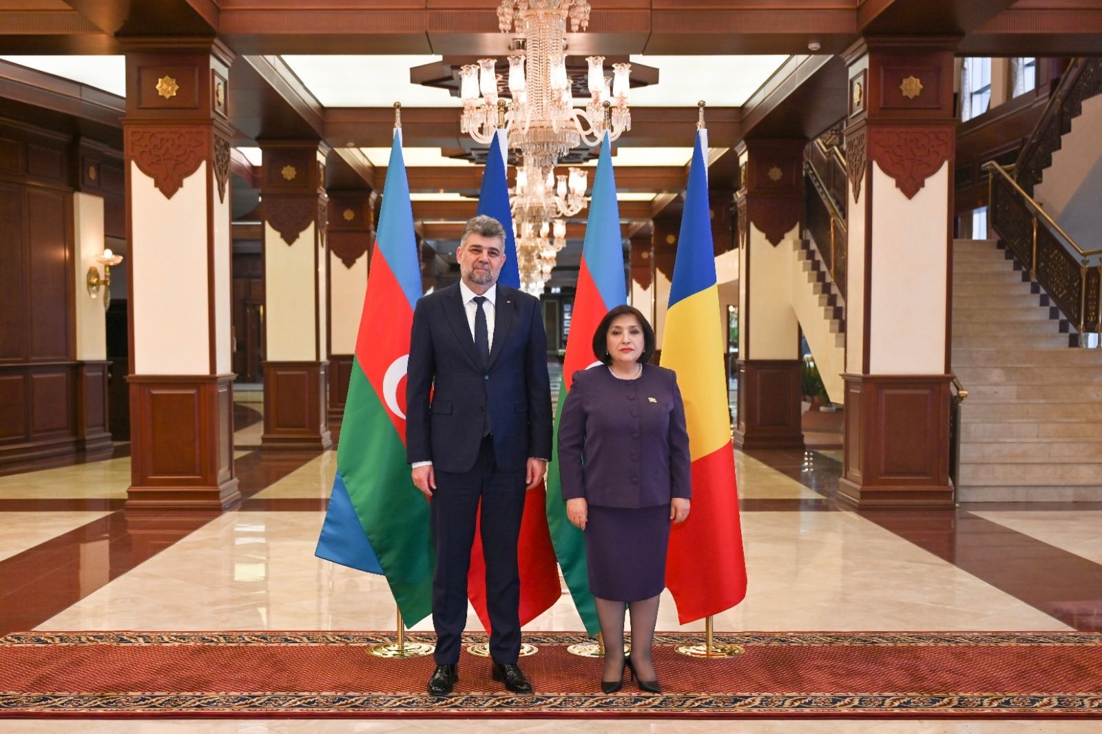 Azerbaijan, Romania discuss development of bilateral relations (PHOTO)