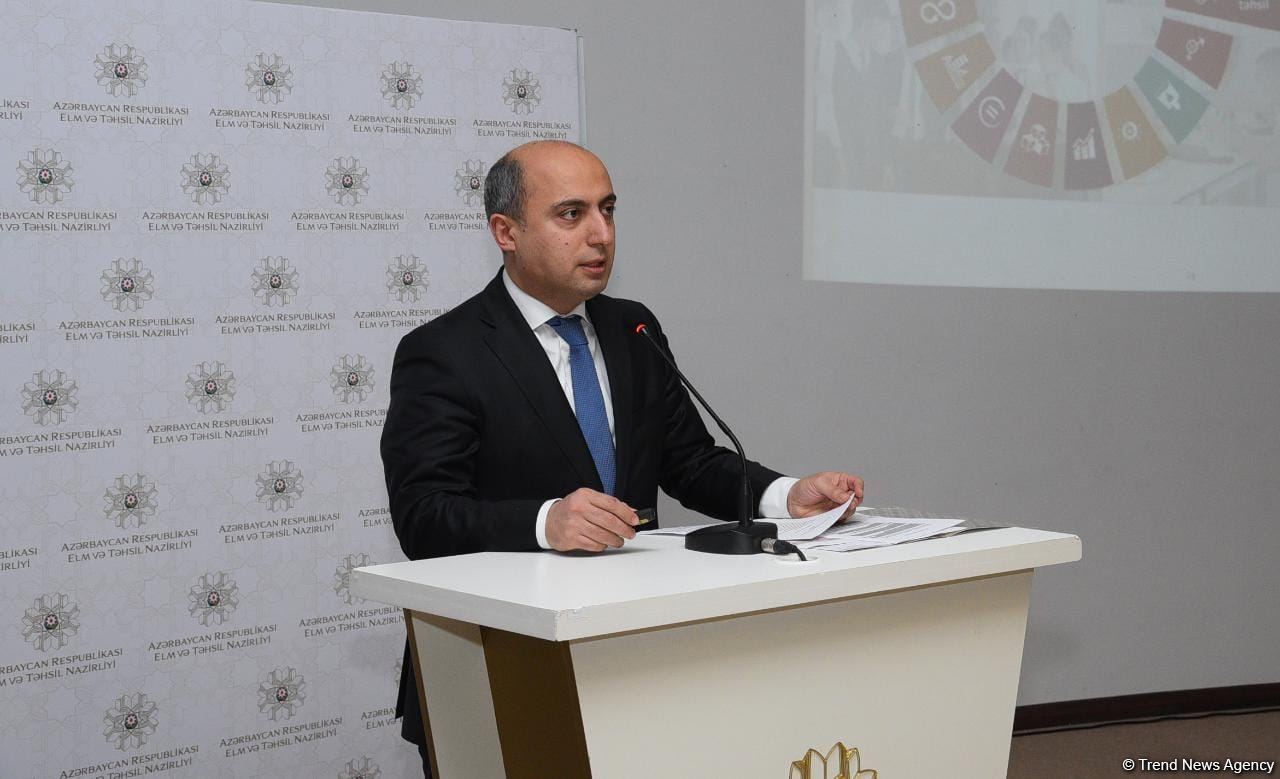 Azerbaijani minister expects increase in salaries of teachers until 2027