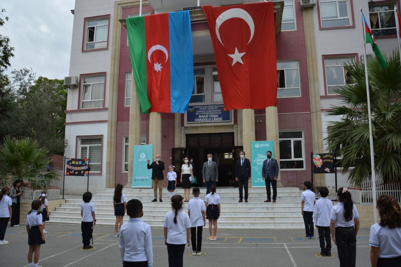 20 школьников, пострадавших от землетрясения в Турции, приступили к обучению в Азербайджане