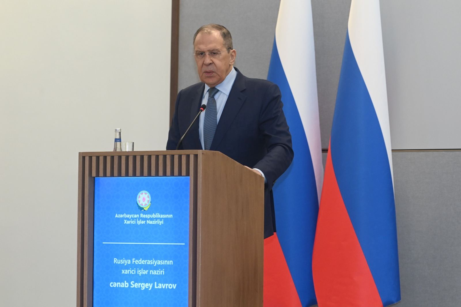 Russian FM talks Azerbaijan's readiness to sign peace treaty with Armenia