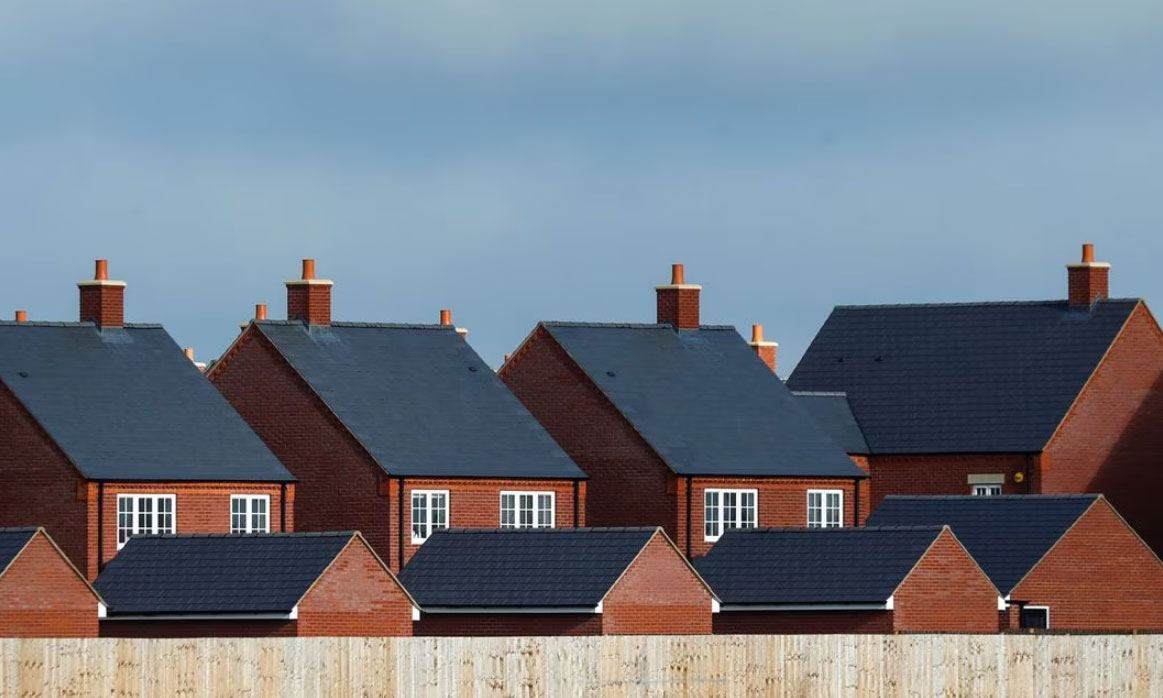 UK house prices rise for 3rd month in a row