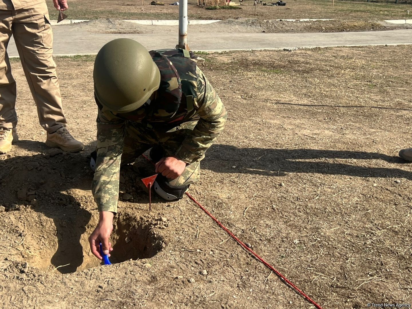 Azerbaijani military units conduct training for de-mining operations (PHOTO)